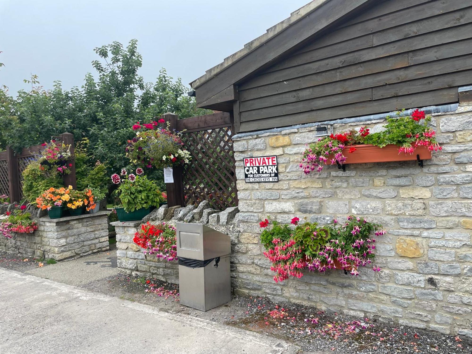 Cross Keys Inn Lydford-on-Fosse Eksteriør billede