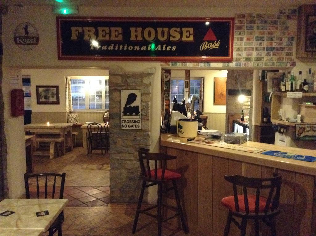 Cross Keys Inn Lydford-on-Fosse Eksteriør billede
