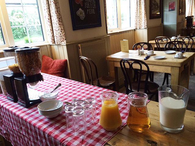 Cross Keys Inn Lydford-on-Fosse Eksteriør billede